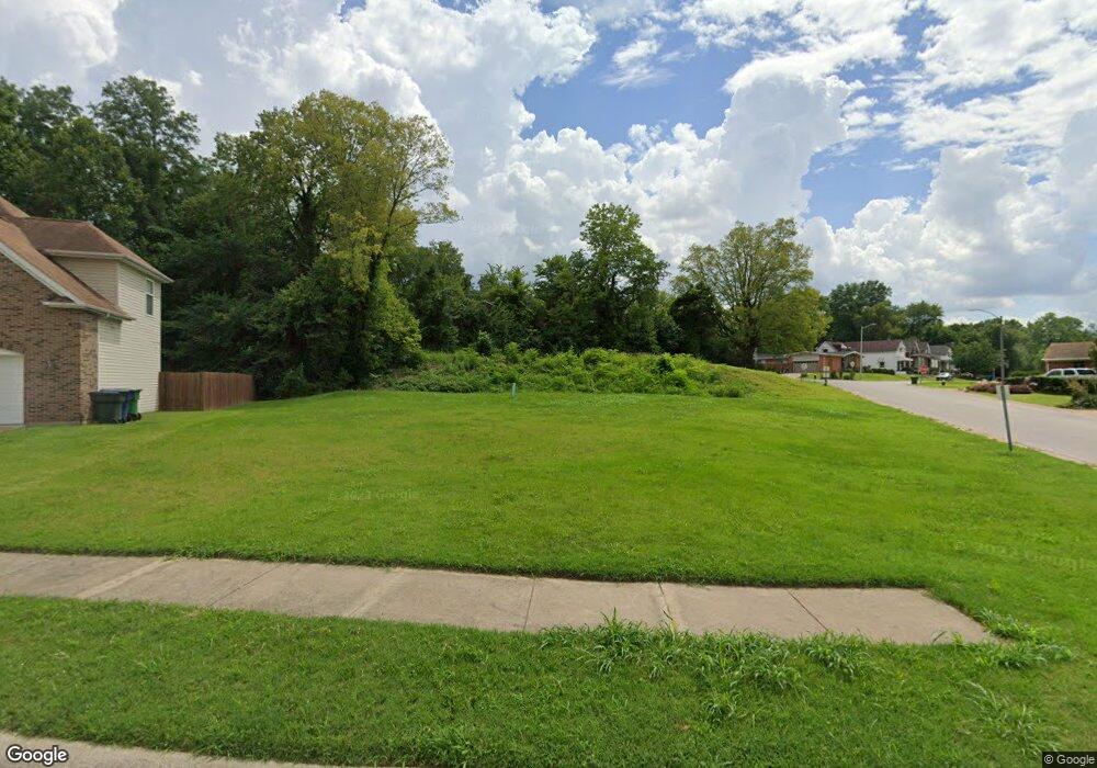 4520 Kingston Ct, Saint Louis, MO 63115 - photo 1