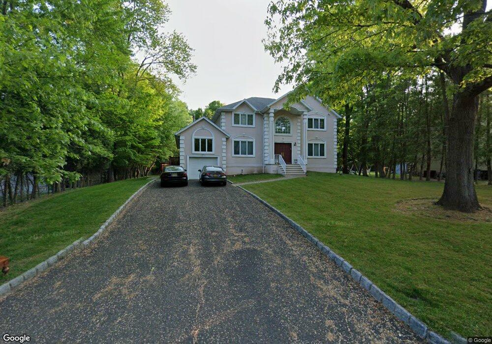 6 Langeries Dr, Monsey, NY 10952 - photo 1