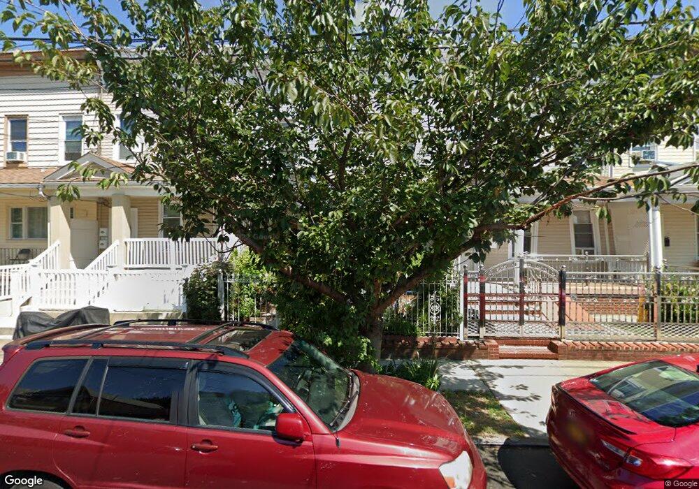 8789 109th St, Richmond Hill, NY 11418 - photo 1