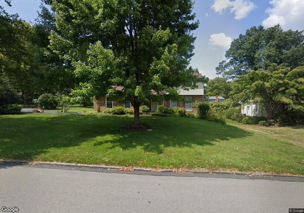 41 Sutton Place, Easton, PA 18045 - photo 1