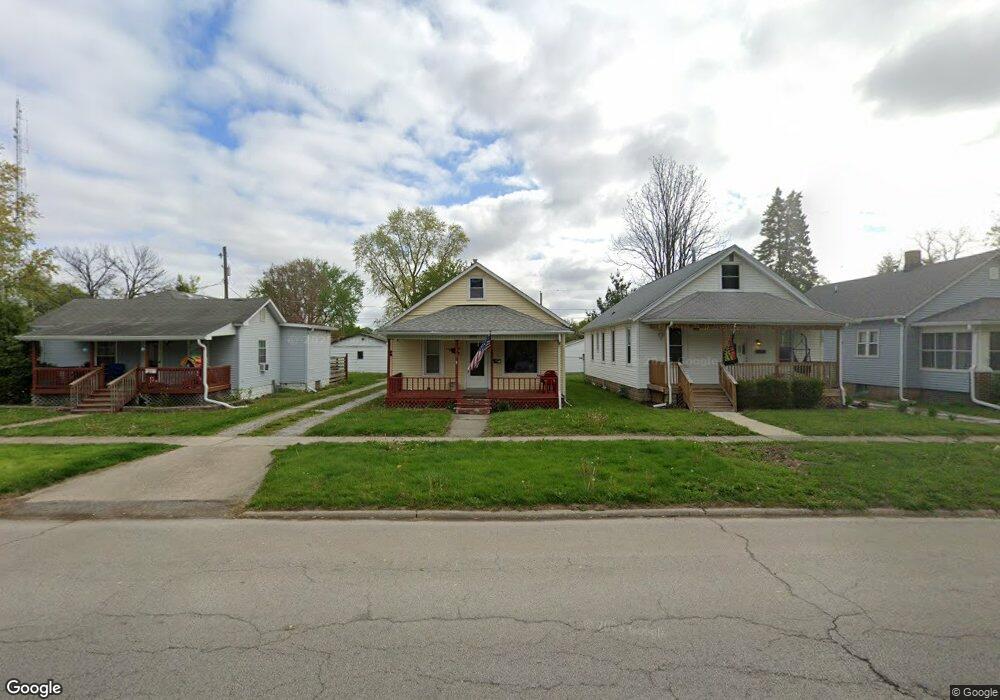 924 Broadway St, Lincoln, IL 62656 - photo 1