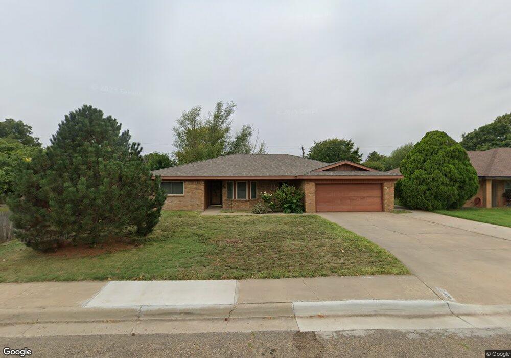 619 Forrest Dr, Dumas, TX 79029 - photo 1