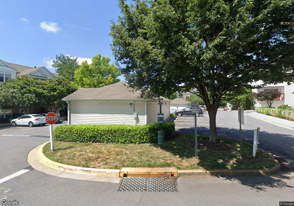 12020 Amber Ridge Cir unit B103, Germantown, MD 20876 - photo 1