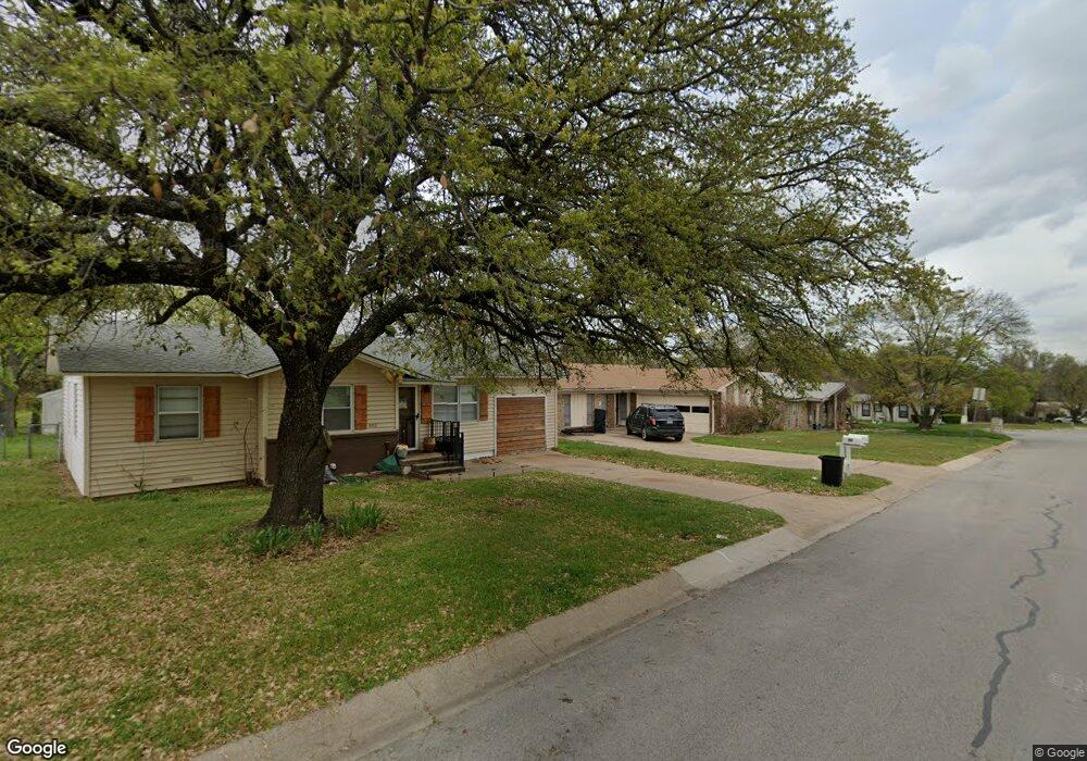 404 Live Oak Ln, Weatherford, TX 76086 - photo 1