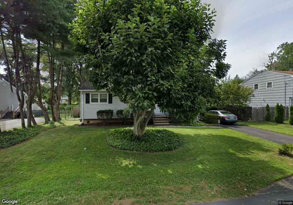 1410 Dogwood Dr, Piscataway, NJ 08854 - photo 1