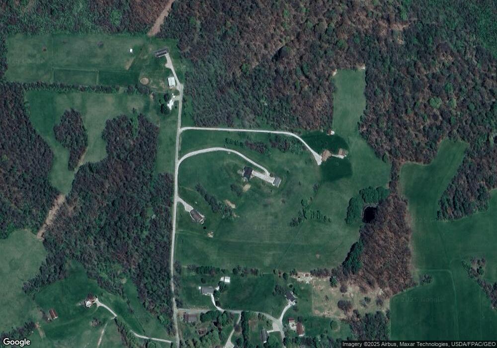 850 Fox Creek Rd, New Concord, OH 43762 - photo 1