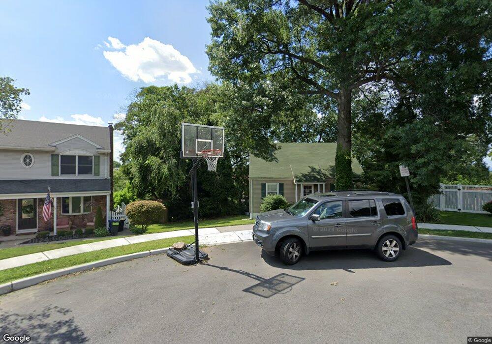 12 Swan Ct, East Rutherford, NJ 07073 - photo 1