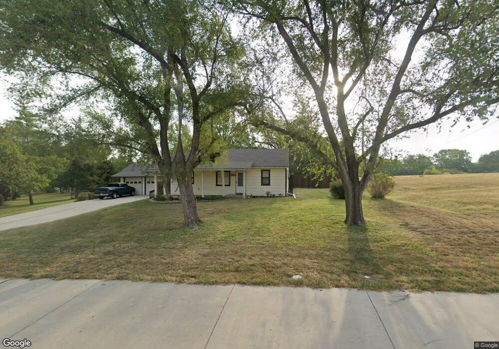 1910 SW Urish Rd, Topeka, KS 66615 - photo 1