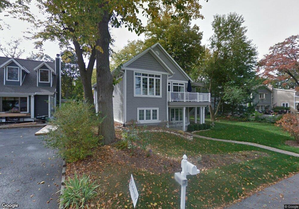 1322 Nagawicka St, Delafield, WI 53018 - photo 1