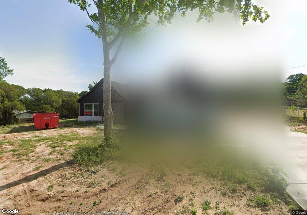 513 Silver Creek Rd, Azle, TX 76020 - photo 1