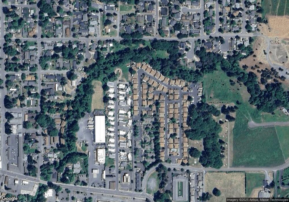 123 Rogue Blvd, Rogue River, OR 97537 - photo 1