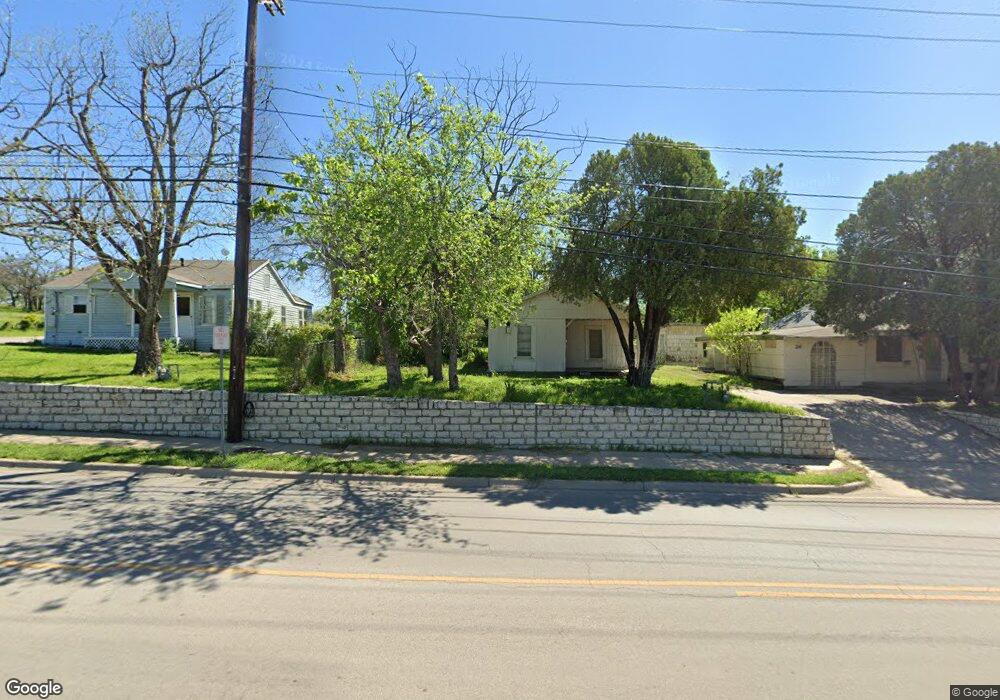 216 N Denton St, Weatherford, TX 76086 - photo 1