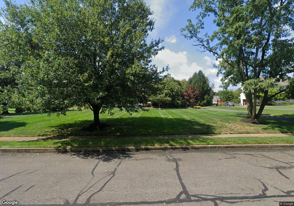 11 Cloverdale Way, Columbus, NJ 08022 - photo 1