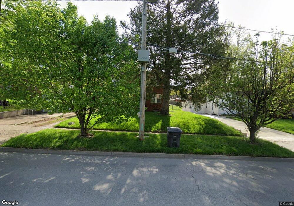 2219 E 29th St, Des Moines, IA 50317 - photo 1