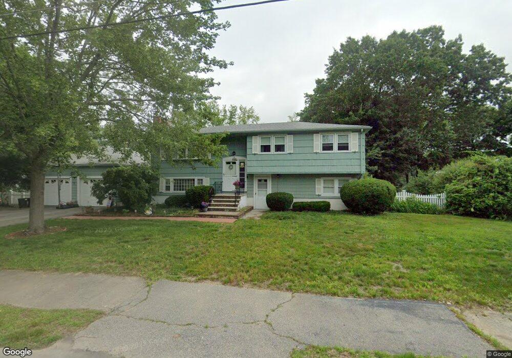 31 Woodruff Rd, Walpole, MA 02081 - photo 1