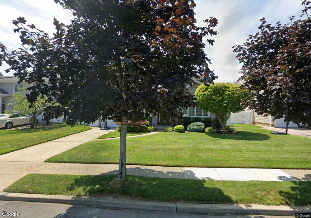 2972 Wynsum Ave, Merrick, NY 11566 - photo 1