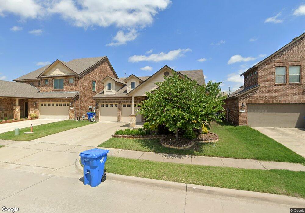 2217 Marigold Dr, Rowlett, TX 75089 - photo 1