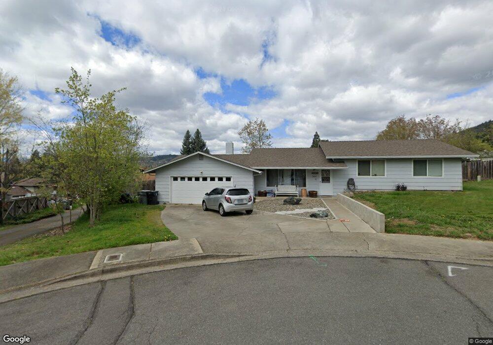 960 NE 12th St, Grants Pass, OR 97526 - photo 1