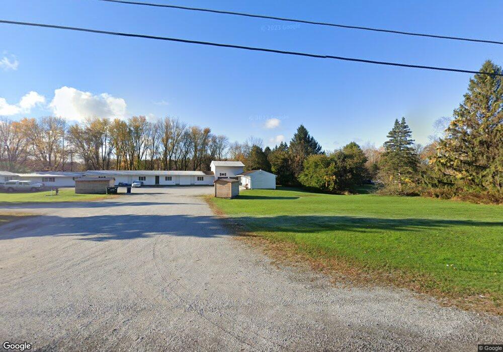 325 N River St, Swanton, VT 05488 - photo 1