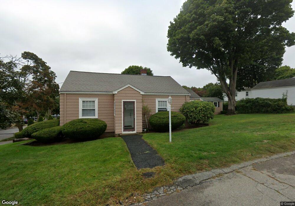 11 Helen St, Waltham, MA 02452 - photo 1