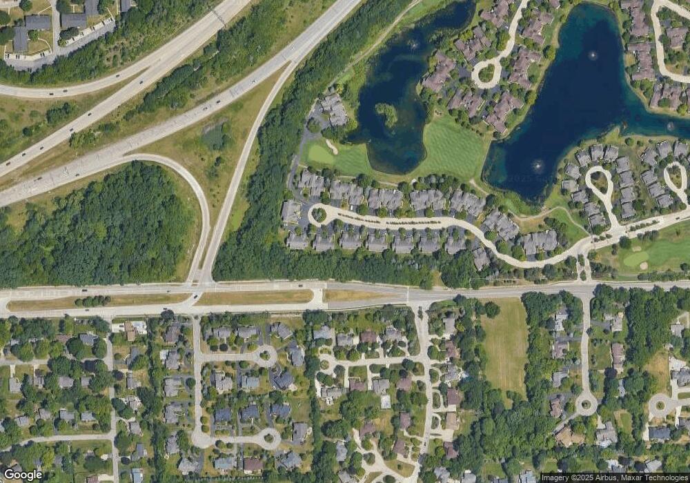 480 Newburne Pointe unit 34, Bloomfield Hills, MI 48304 - photo 1