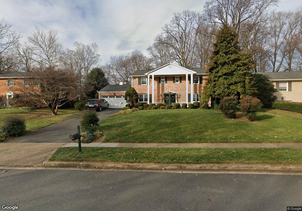 1326 Elsinore Ave, McLean, VA 22102 - photo 1