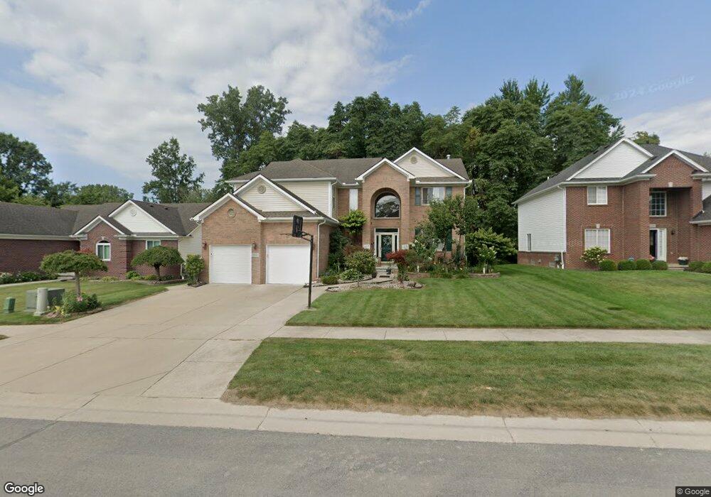 23112 W Creek Dr unit 4, New Boston, MI 48164 - photo 1