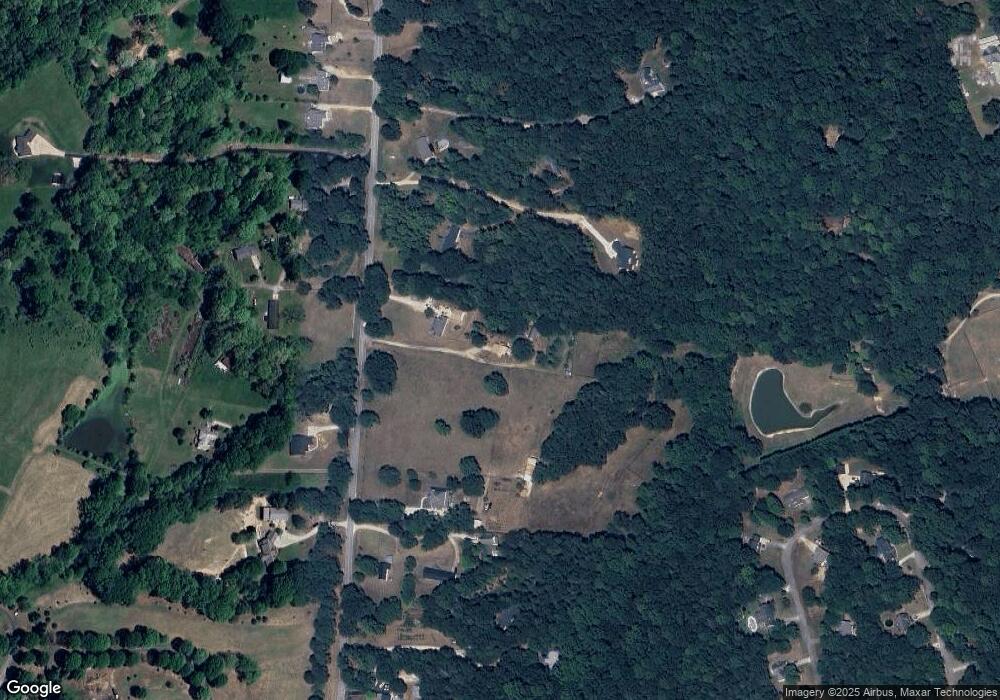 726 Bill Watkins Rd, Hoschton, GA 30548 - photo 1