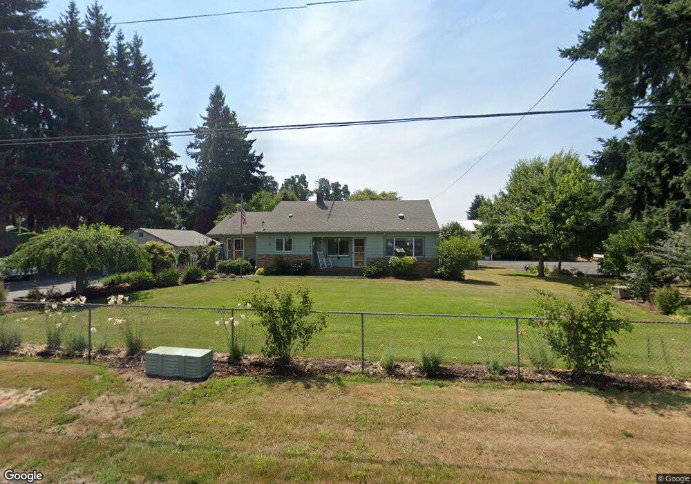 1761 Pine St, Silverton, OR 97381 - photo 1