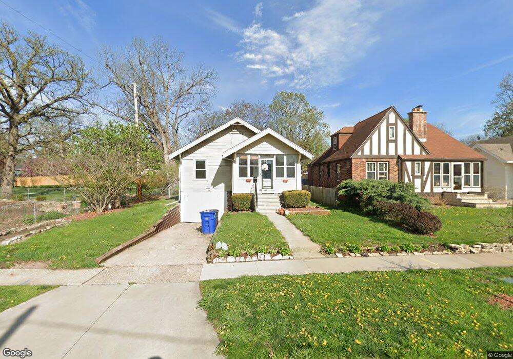 1063 40th St, Des Moines, IA 50311 - photo 1