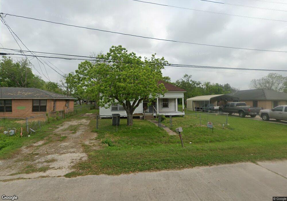 1221 Whitson St, Bay City, TX 77414 - photo 1