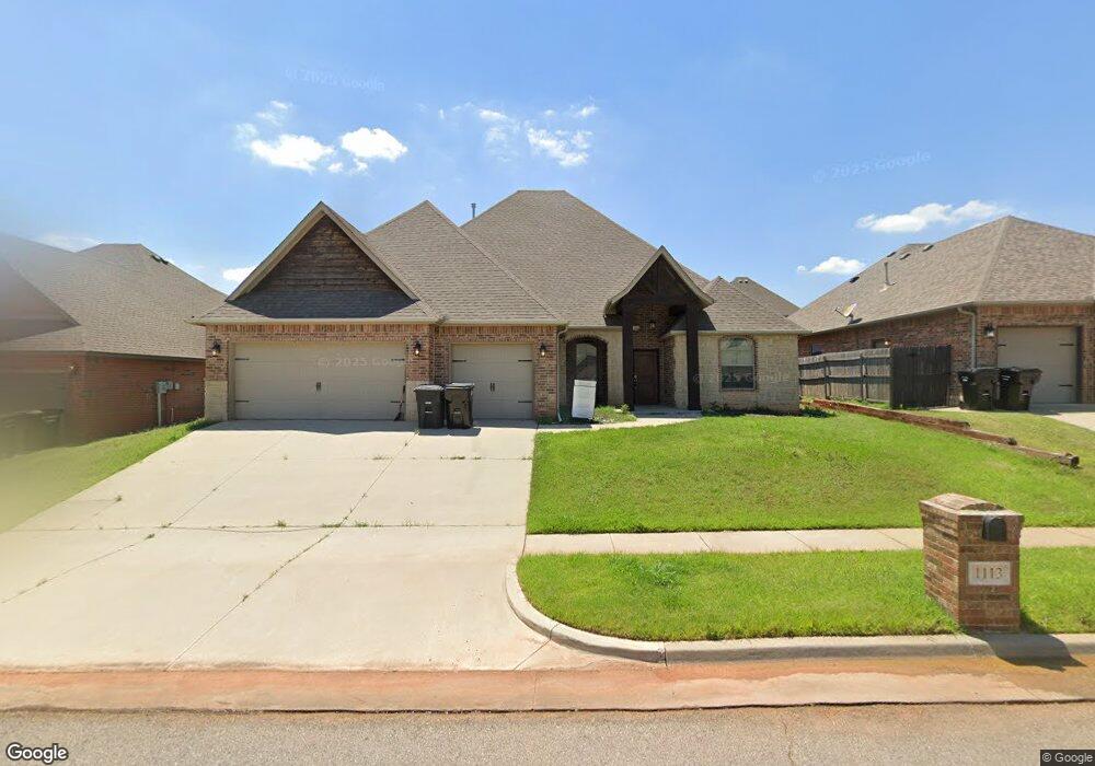 1113 Lindsey Ln, Moore, OK 73160 - photo 1