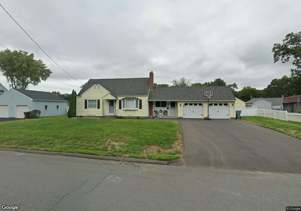 7 Moon St, Enfield, CT 06082 - photo 1