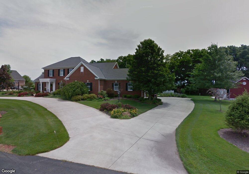 16571 Maureen Dr, Kenton, OH 43326 - photo 1