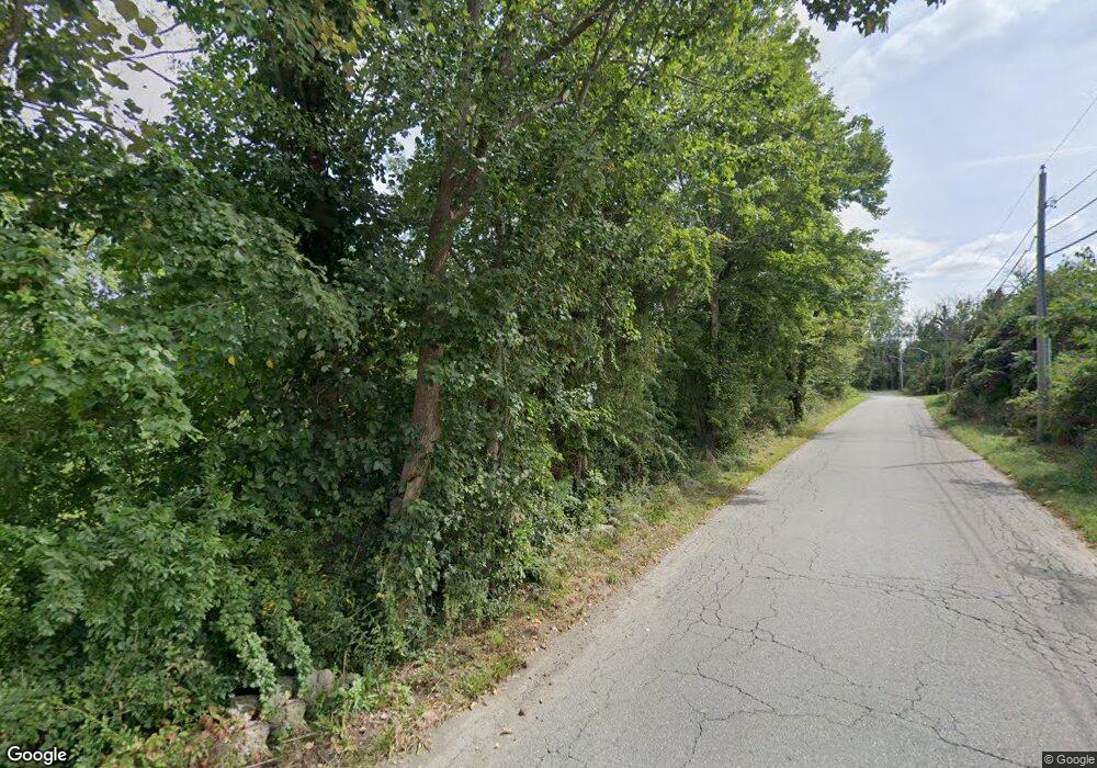 92 Burnt Swamp Rd, Cumberland, RI 02864 - photo 1