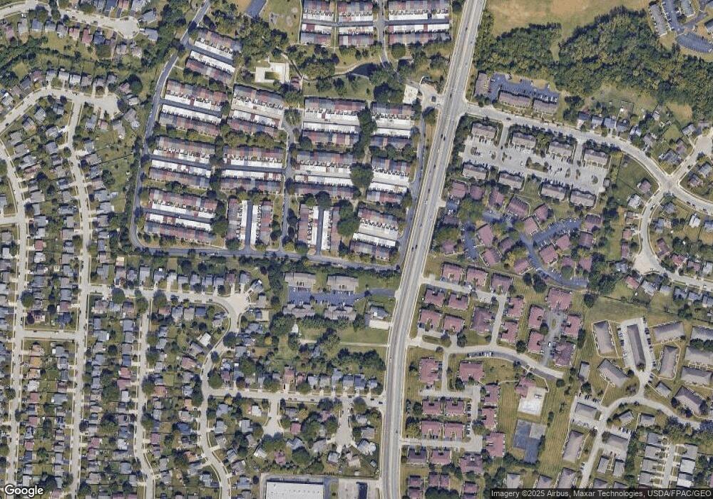 655 Simbury St, Columbus, OH 43228 - photo 1