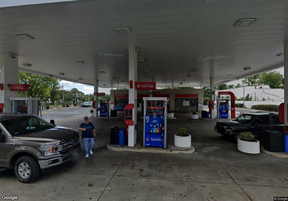 7801 Sandy Spring Rd, Laurel, MD 20707 - photo 1