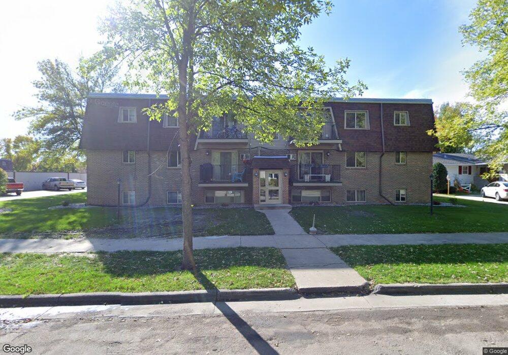 1815 21st Ave S unit 101, Grand Forks, ND 58201 - photo 1