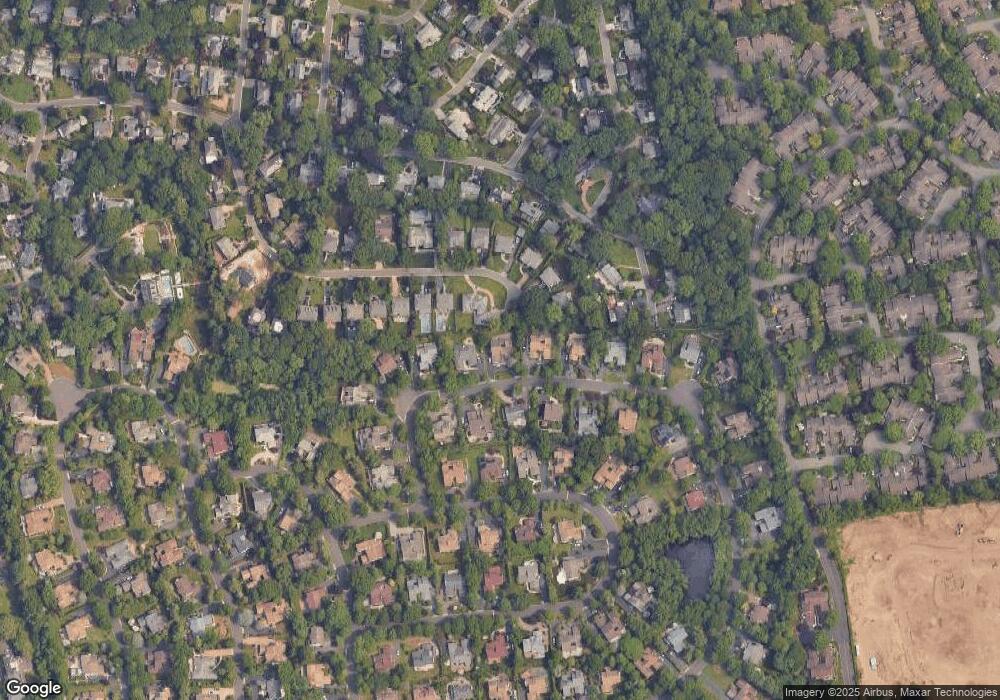 59 Bristol Dr, Manhasset, NY 11030 - photo 1