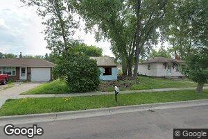 805 28th St N, Fargo, ND 58102