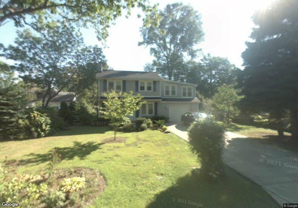 311 Roslyn Ave, Erie, PA 16505 - photo 1