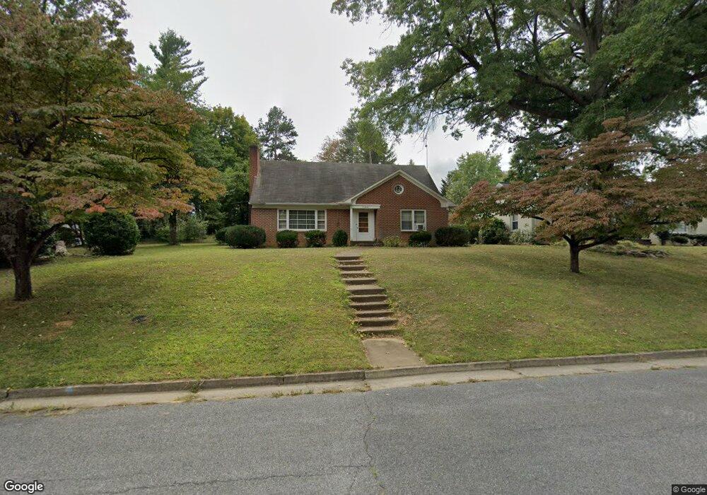 2100 Belvue Rd, Waynesboro, VA 22980 - photo 1