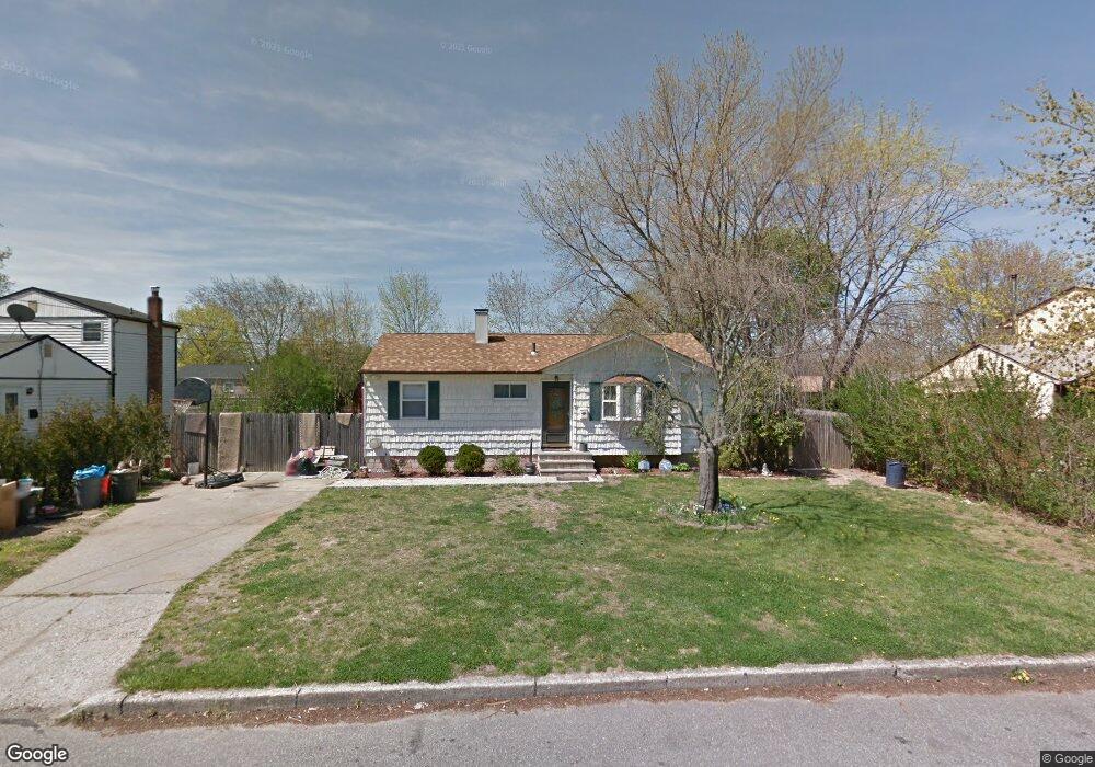 2714 Heather Ave, Medford, NY 11763 - photo 1