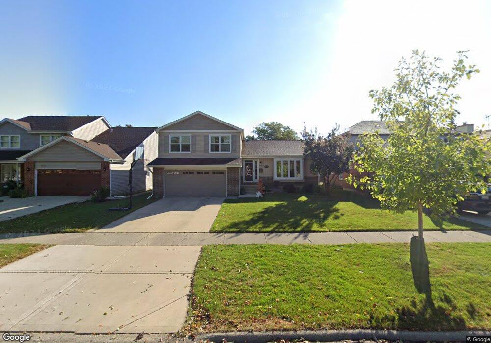 1421 S 4th Ave, Des Plaines, IL 60018 - photo 1