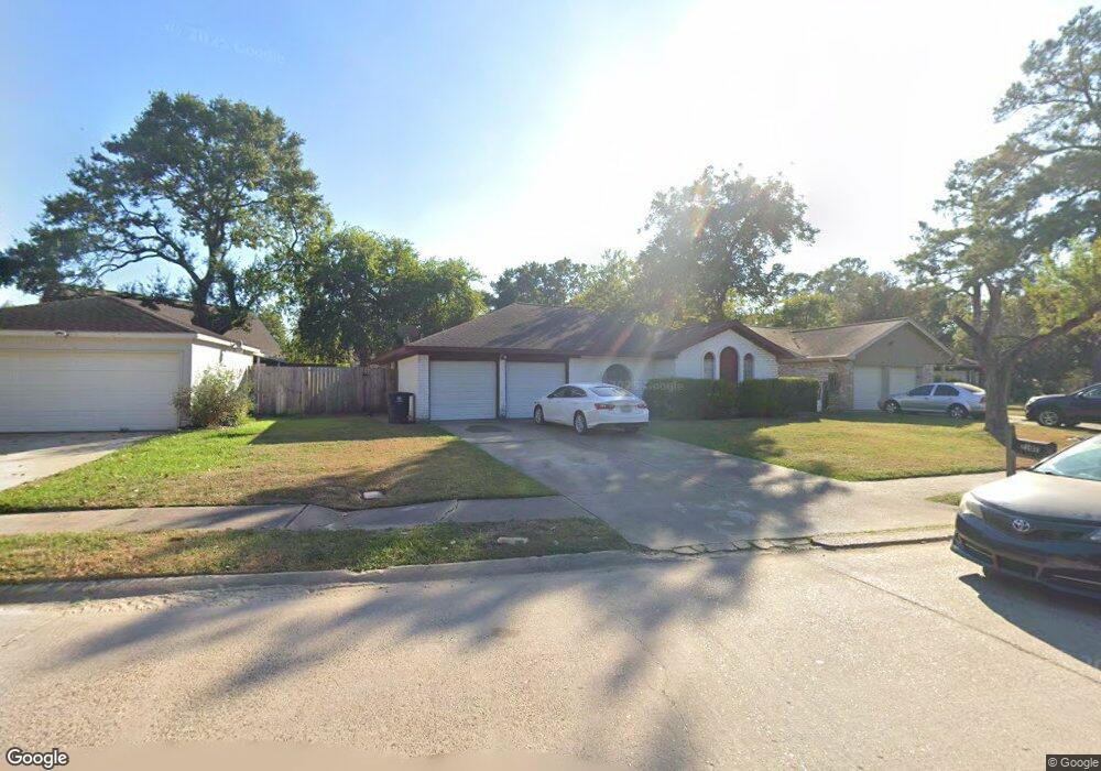 7107 Woodland Trails Dr, Houston, TX 77040 - photo 1