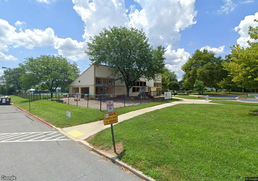 6031 Tamar Dr, Columbia, MD 21045 - photo 1