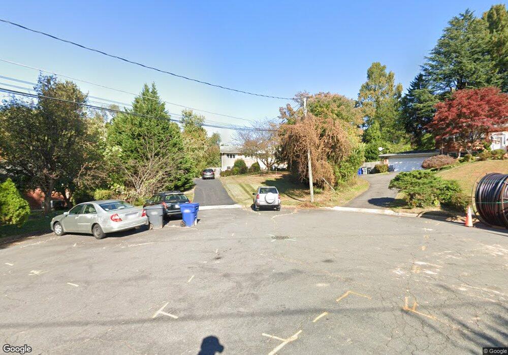 1038 Carper St, McLean, VA 22101 - photo 1