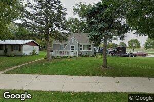 708 S 6th St, Mapleton, IA 51034