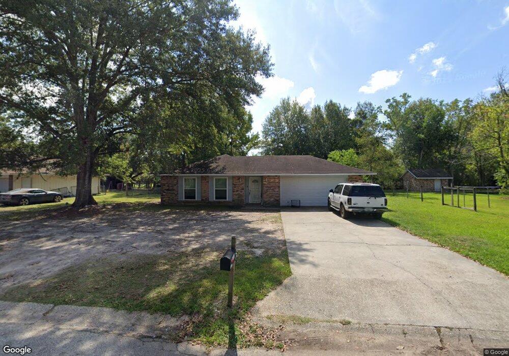 2411 Laura Dr, Picayune, MS 39466 - photo 1
