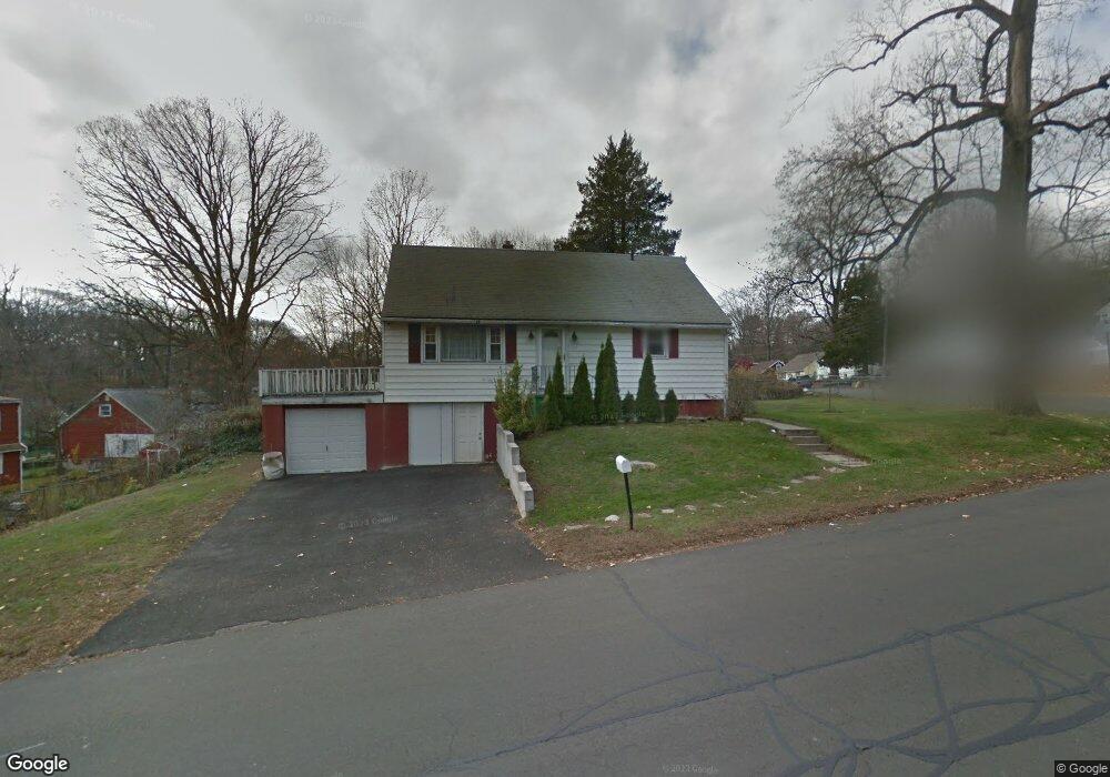 945 Chopsey Hill Rd, Bridgeport, CT 06606 - photo 1